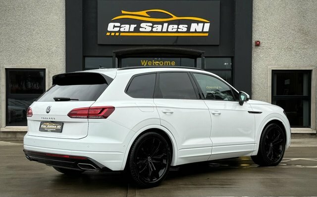 Volkswagen Touareg 3.0 Tdi V6 R-line Tech Plus Suv Tiptron VU73KPF White #4