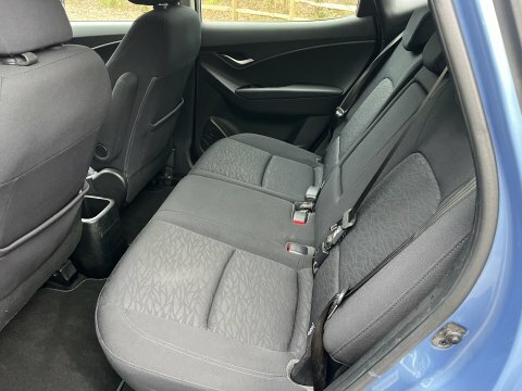 Hyundai Ix20 Crdi Style White #9