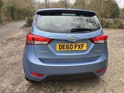 Hyundai Ix20 Crdi Style White #4