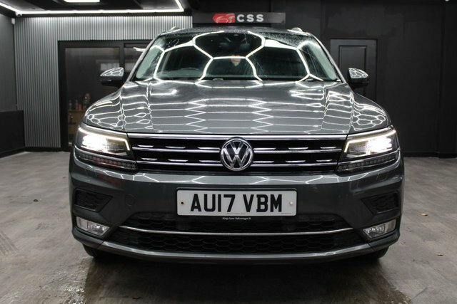 Volkswagen Tiguan 2.0 Tdi Bluemotion Tech Sel Suv Dsg 4Mo AU17VBM Grey #2