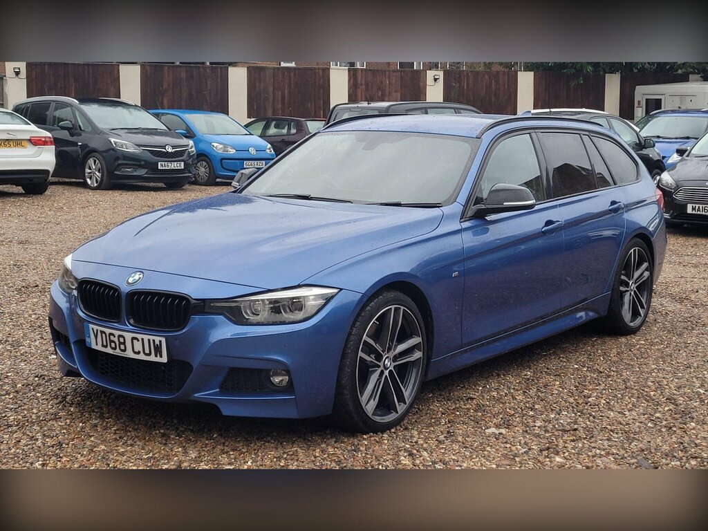 BMW 3 Series 2.0 320I M Sport Shadow Edition Touring Euro YD68CUW Blue #4