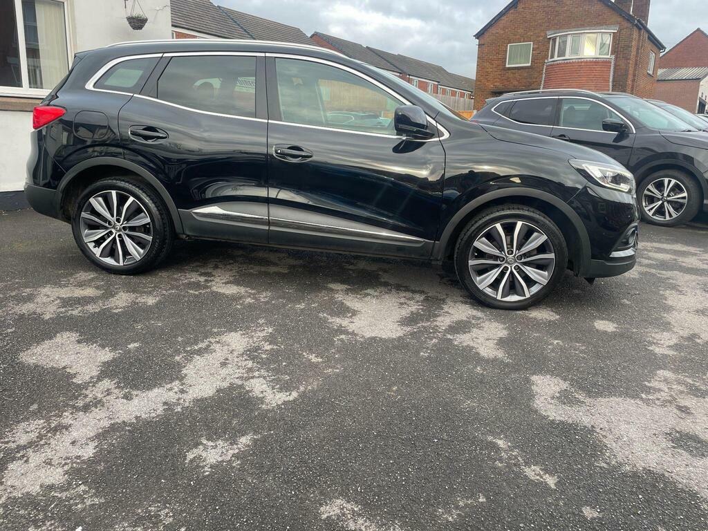 Renault Kadjar 1.5 Blue Dci Iconic Suv EK69TSV Black #4