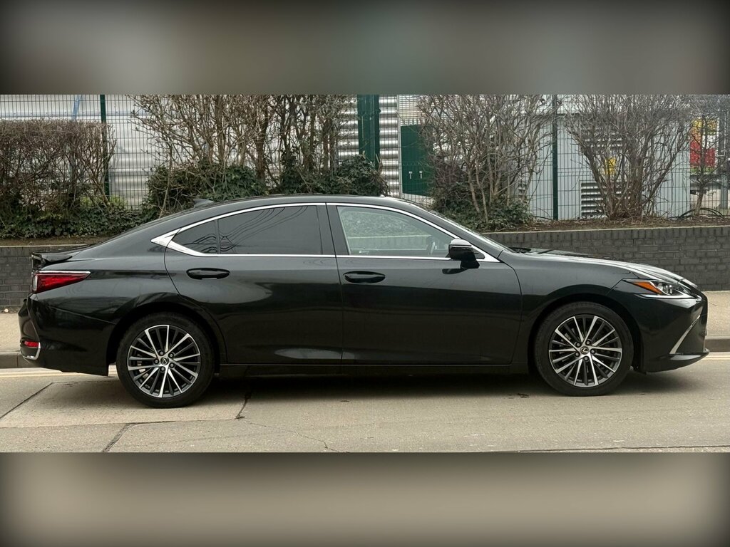 Lexus ES 2.5 300H Premium Edition Saloon Hybrid HK72EVV Black #3