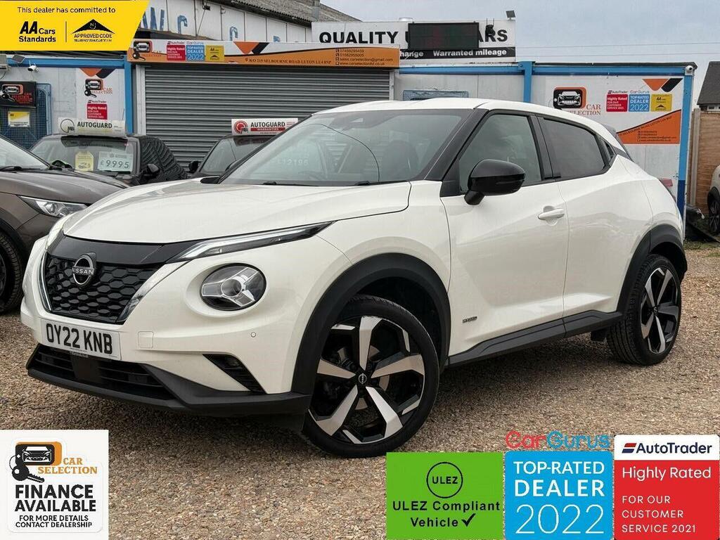 Nissan Juke Hybrid White
