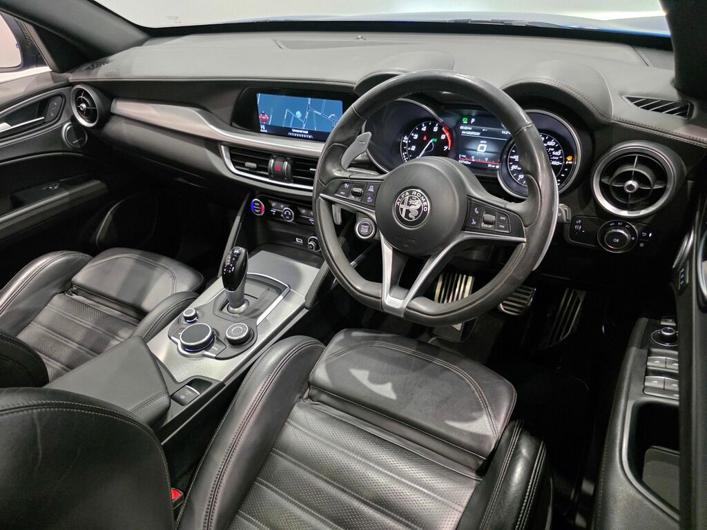 Alfa Romeo Stelvio Ti Suv KR20AVF Blue #5