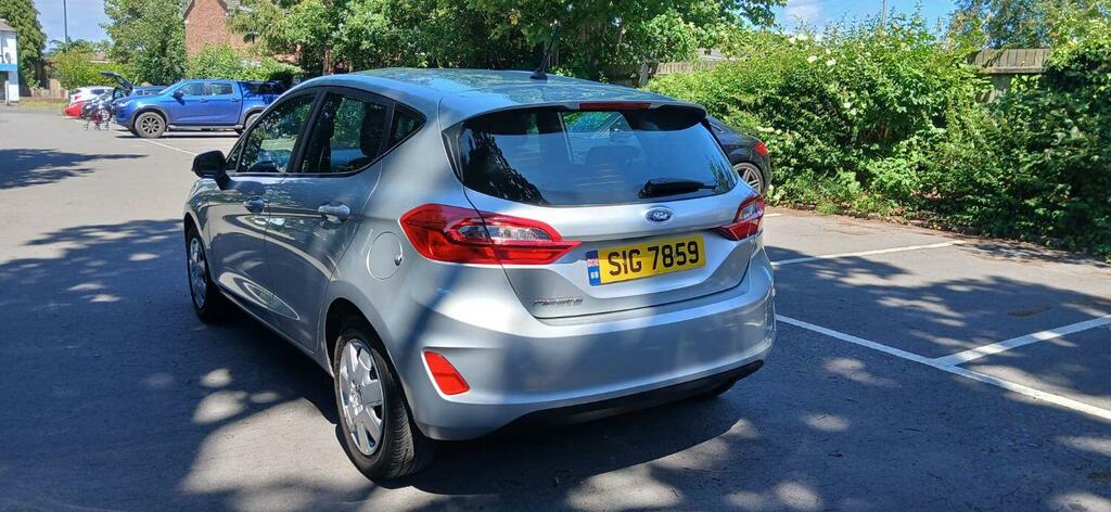 Ford Fiesta Hatchback 1.5 Tdci Style 2018 SIG7859 Silver #2