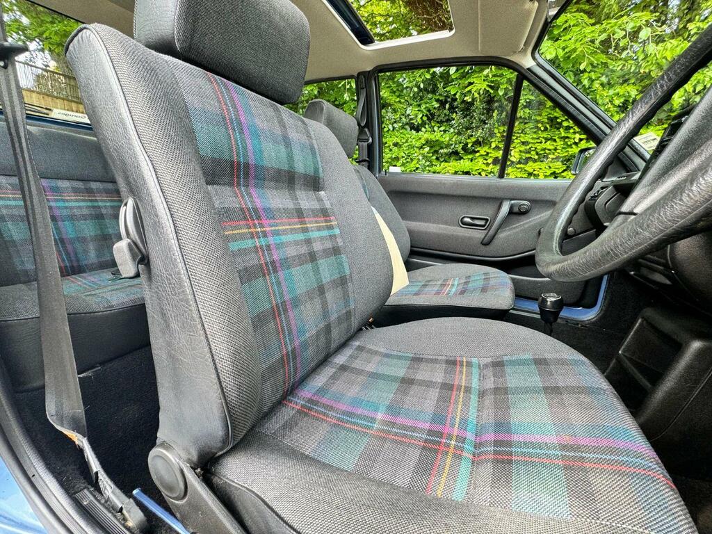Volkswagen Polo Coupe 1994 L437MVJ Blue #4