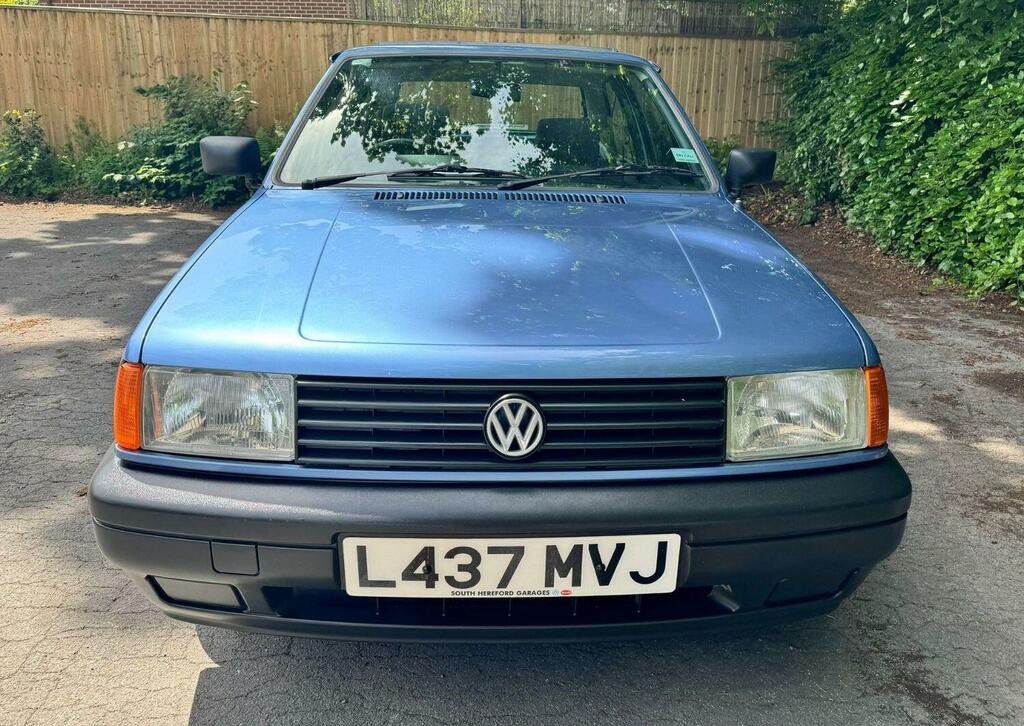 Volkswagen Polo Coupe 1994 L437MVJ Blue #5