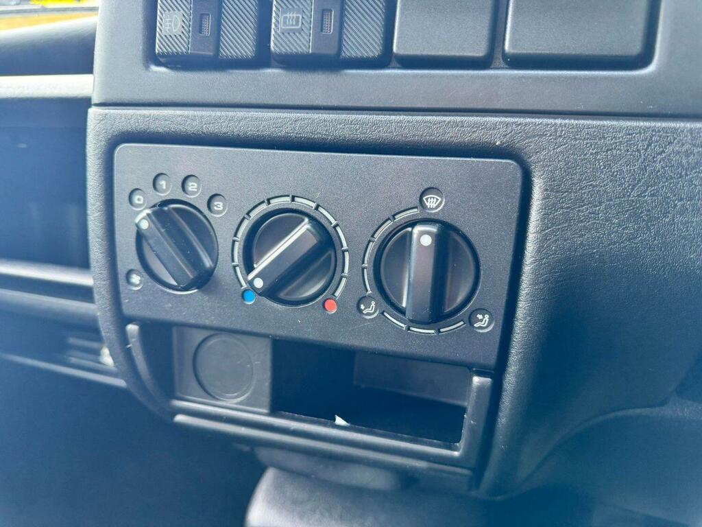 Volkswagen Polo Coupe 1994 L437MVJ Blue #2