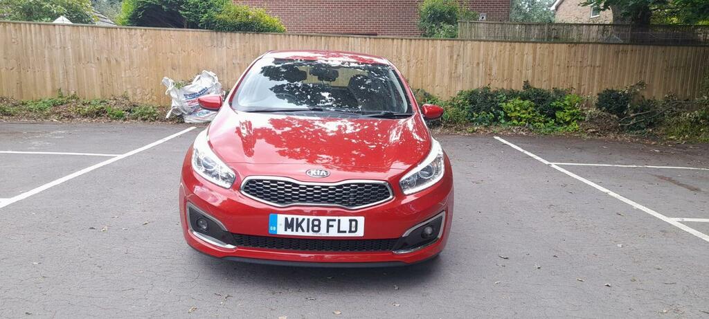 Kia Ceed Hatchback 1.6 Crdi 1 2018 MK18FLD Red #4