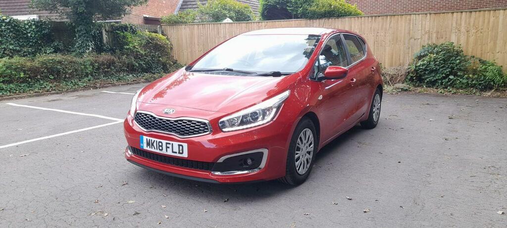 Kia Ceed Hatchback 1.6 Crdi 1 2018 MK18FLD Red #5