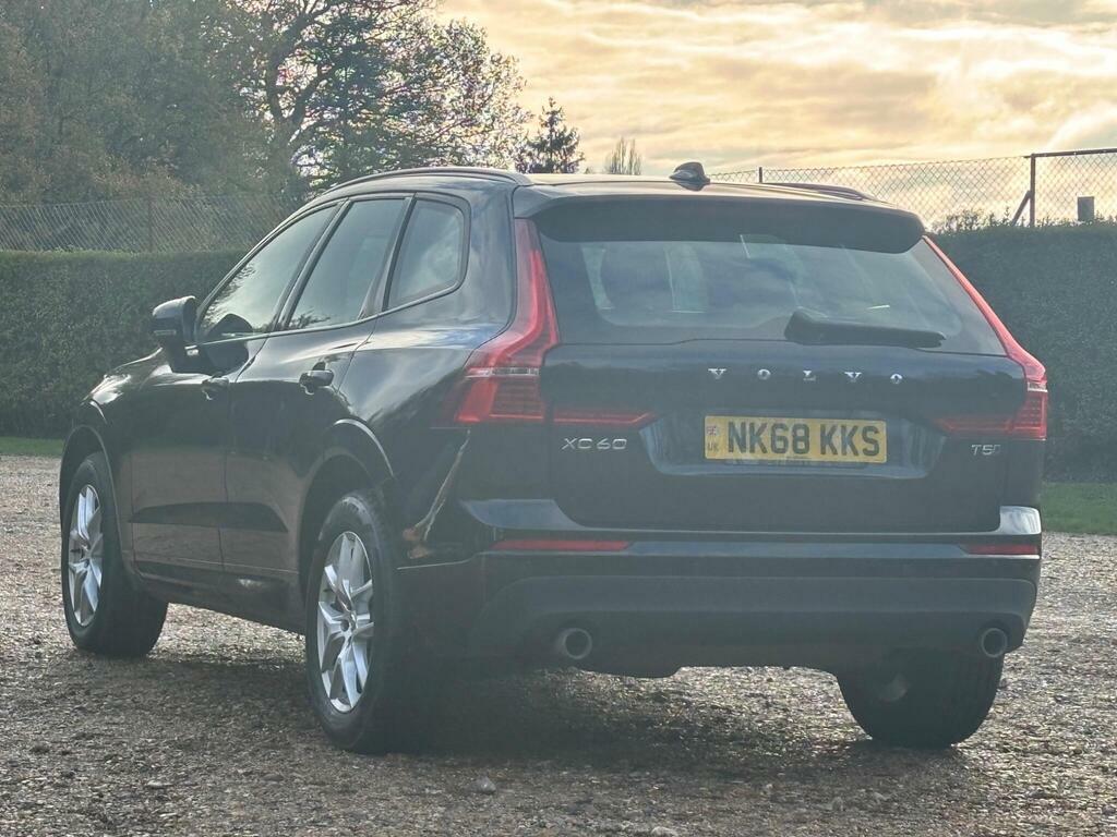 Volvo XC60 2.0 T5 Momentum Awd Euro 6 S S NK68KKS Black #4