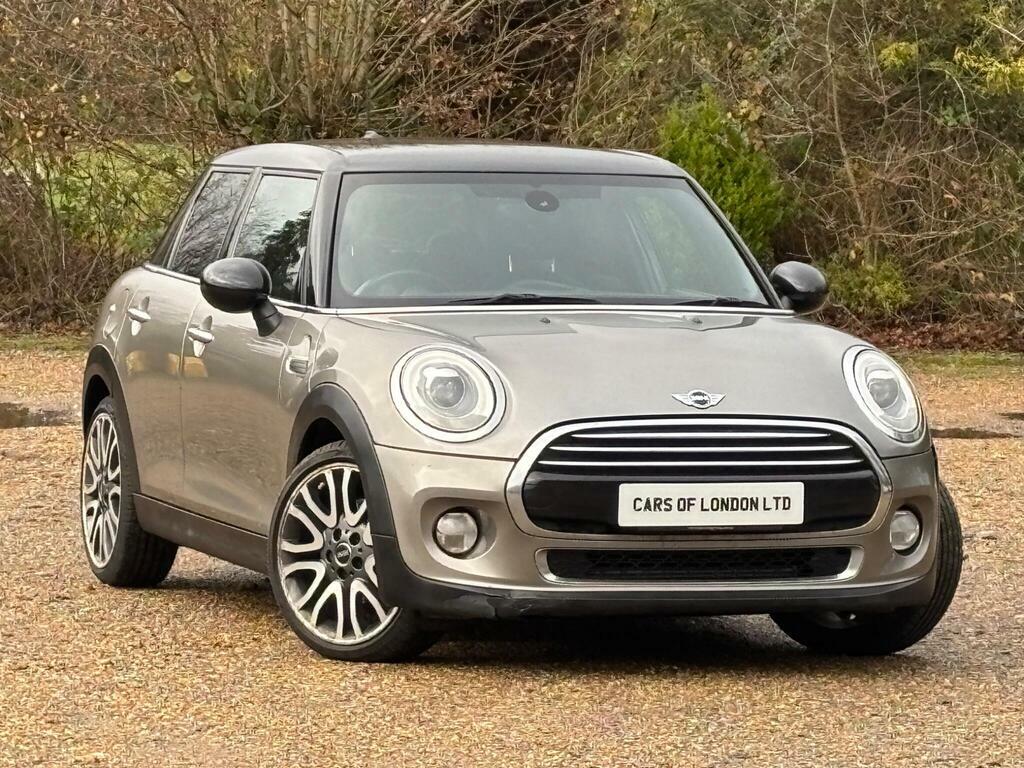 Mini Hatch 1.5 Cooper Euro 6 S S Silver