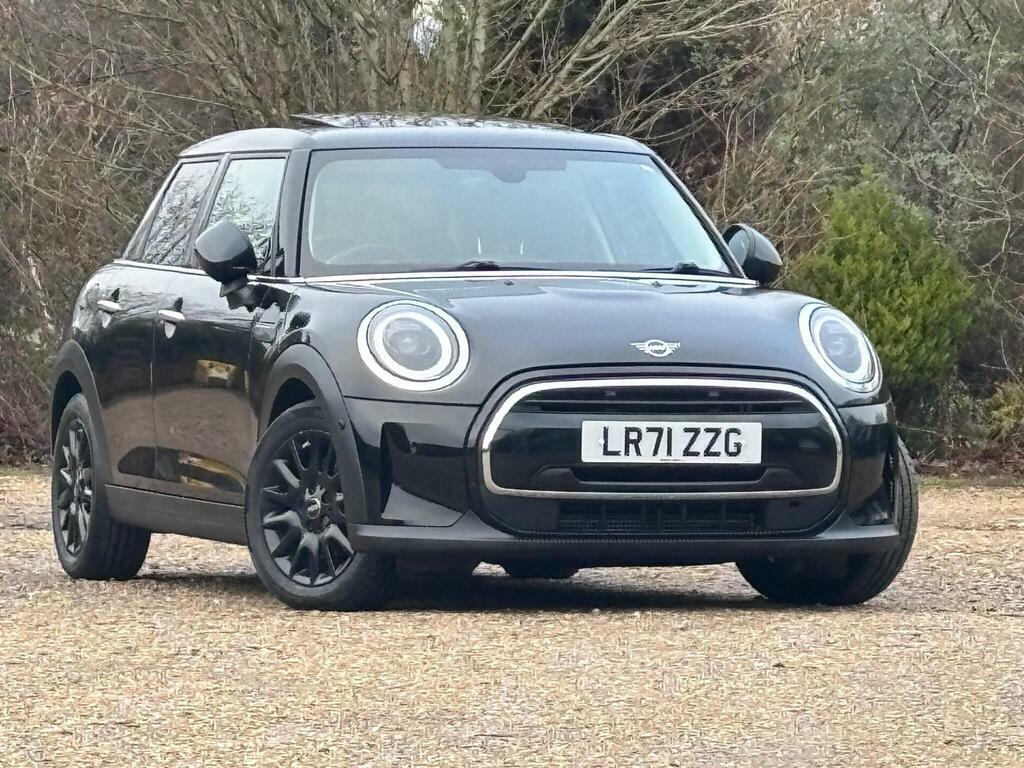 Mini Hatch 1.5 Cooper Classic Steptronic Euro 6 S S LR71ZZG Black #5