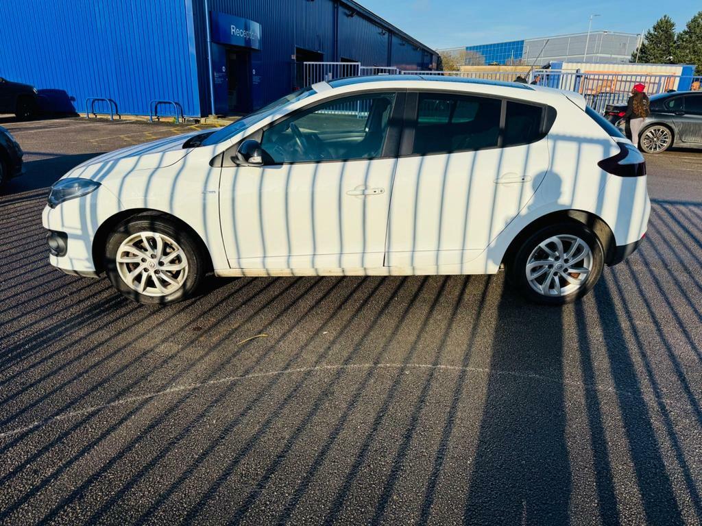 Renault Megane 1.5 Dci Limited Nav Euro 6 Ss HY65XUX White #2
