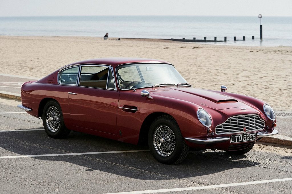 Aston Martin DB6 4L Vantage Red #6