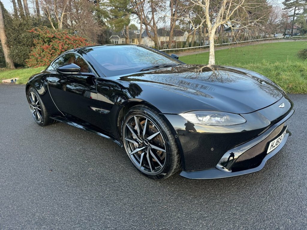 Aston Martin Vantage 4L Null HJ69ZVU Black #2