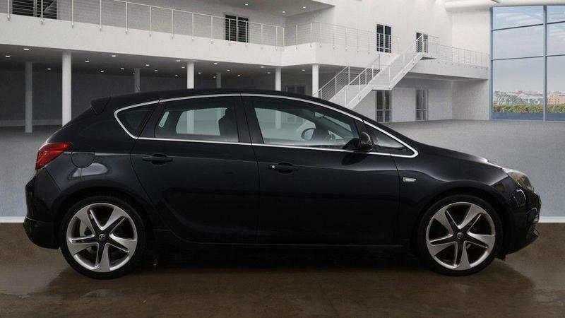Vauxhall Astra 1.6 16V Limited Edition Euro 5 DY64JOV Black #5