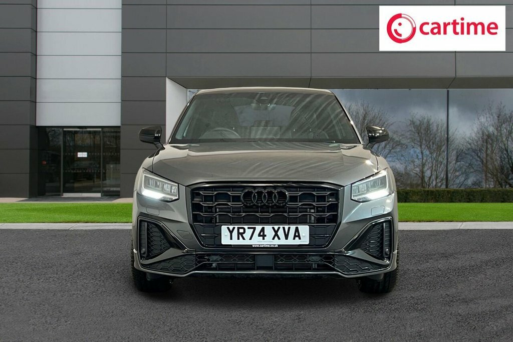 Audi Q2 1L Black Edition YR74XVA Grey #4