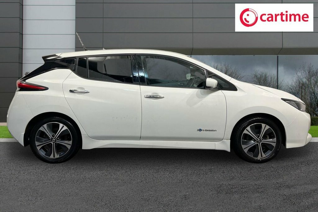 Nissan Leaf Hatchback DL69RTU White #2