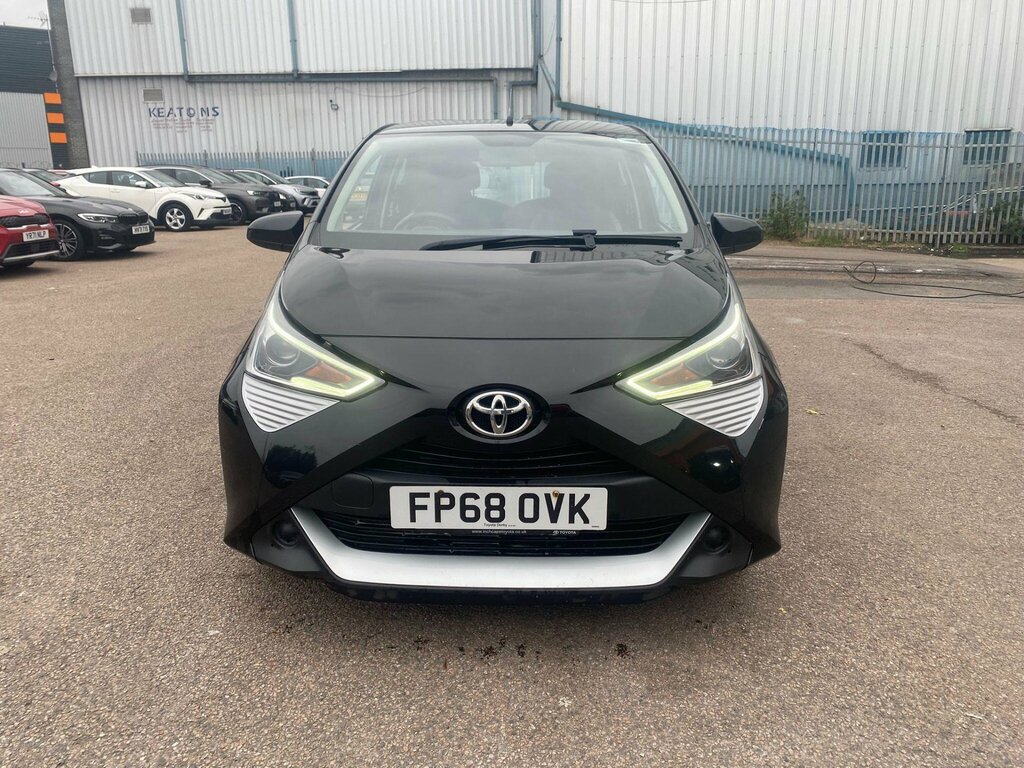 Toyota Aygo 1.0 Vvt-i X-play Euro 6 FP68OVK Black #3