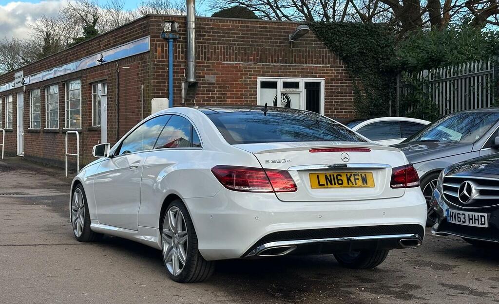 Mercedes-Benz E Class Coupe 3.0 E350d V6 Amg Line Edition G-tronic Euro LN16KFW White #6