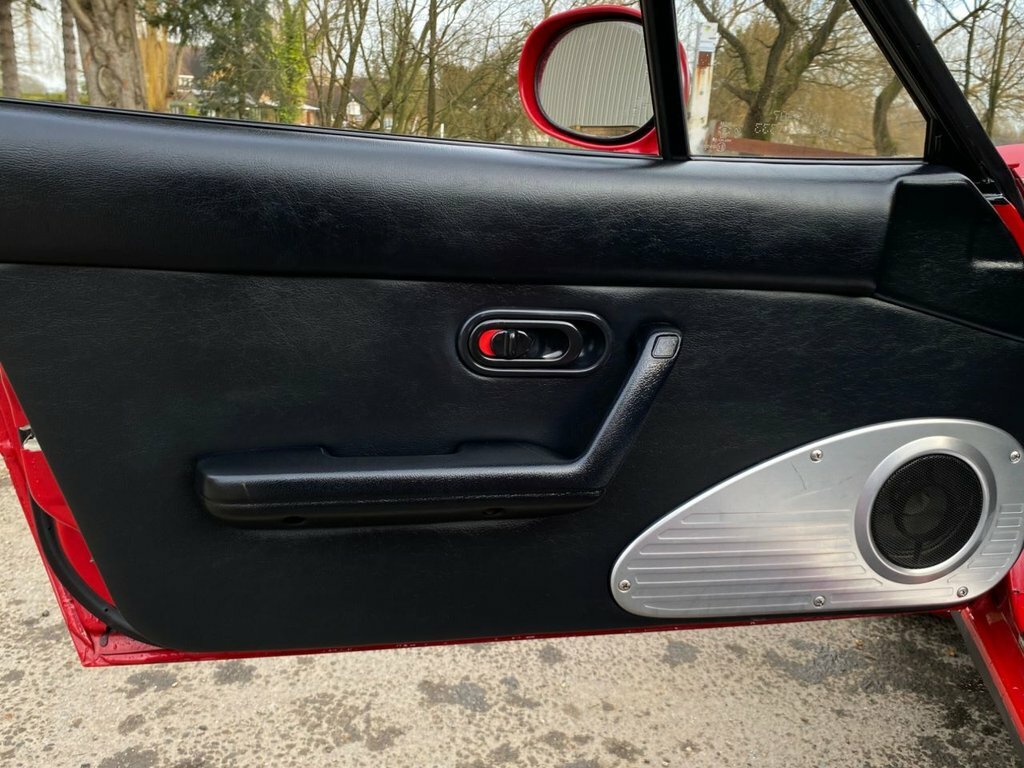 Mazda MX-5 1.6 2dr Red #12
