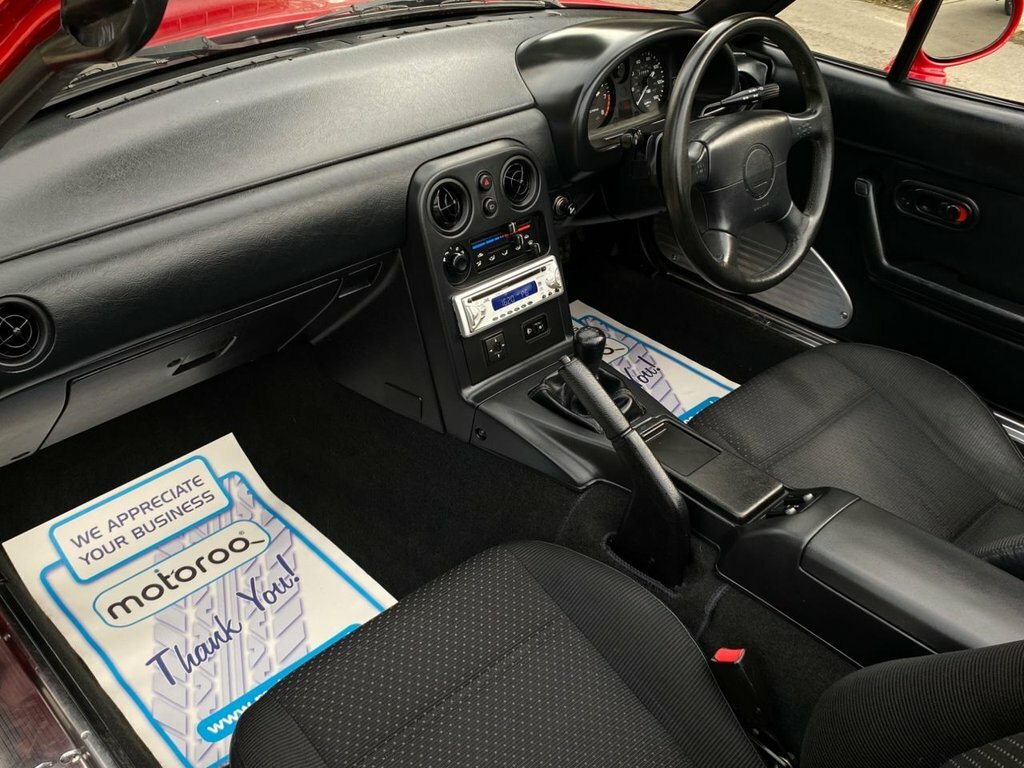Mazda MX-5 1.6 2dr Red #13