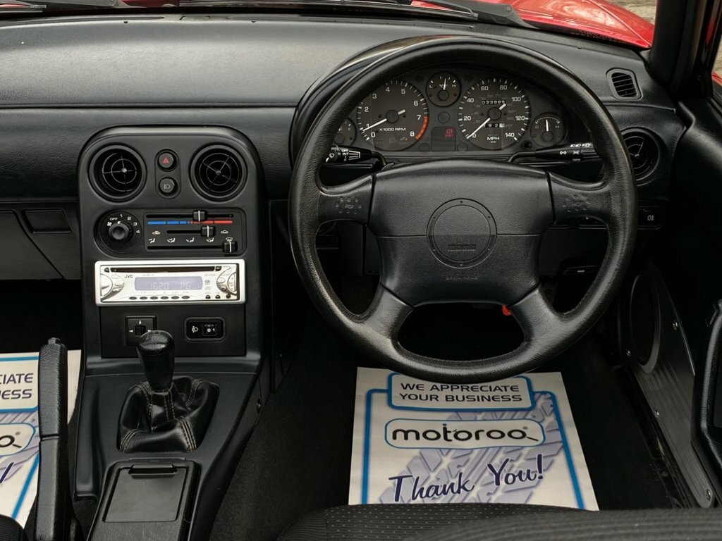 Mazda MX-5 1.6 2dr Red #15