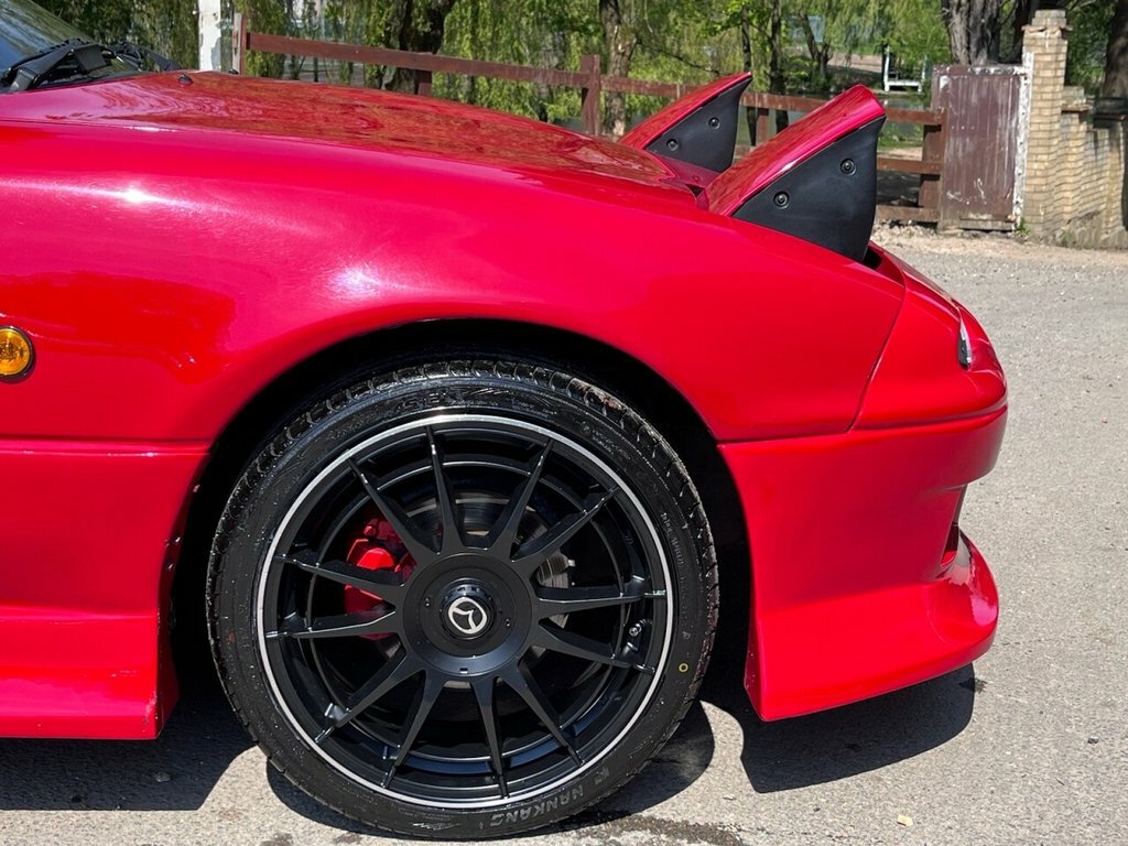 Mazda MX-5 1.6 2dr Red #37