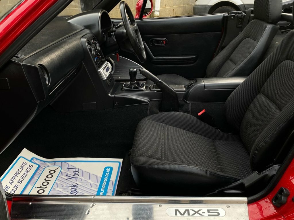 Mazda MX-5 1.6 2dr Red #14