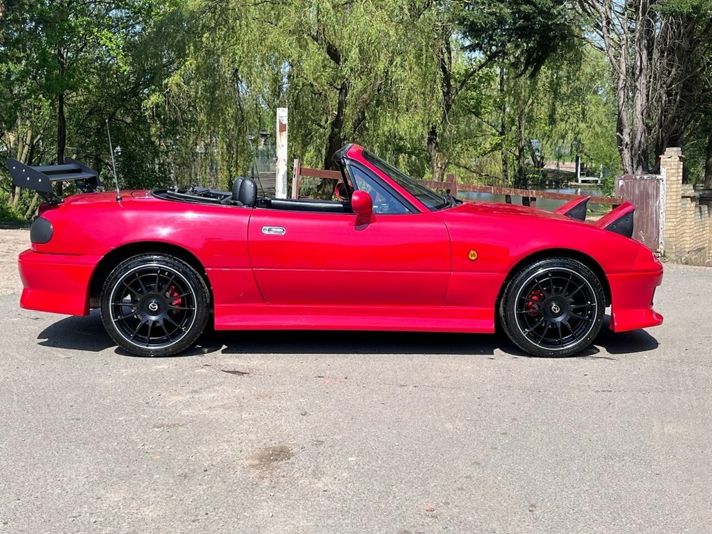Mazda MX-5 1.6 2dr Red #47