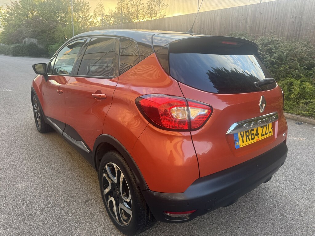 Renault Captur 1.5 Dynamique S Medianav Dci 90 Stop Start 2014 YR64ZZL Orange #4