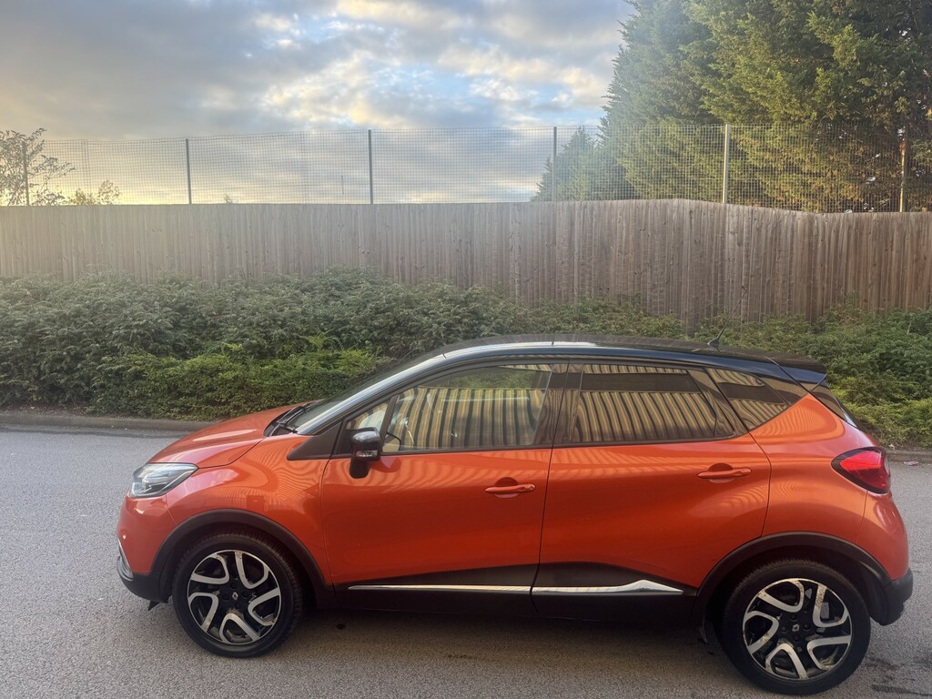 Renault Captur 1.5 Dynamique S Medianav Dci 90 Stop Start 2014 YR64ZZL Orange #3