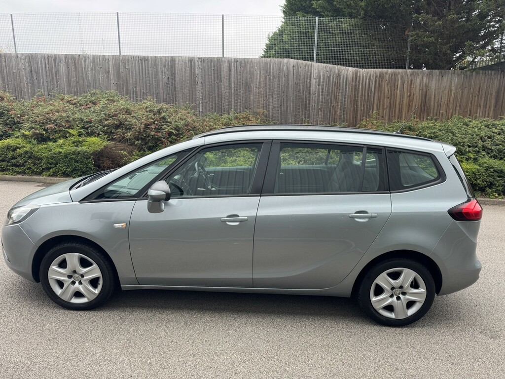 Vauxhall Zafira Tourer 2.0 Cdti Exclusiv 2014 SJ64MGE Silver #3