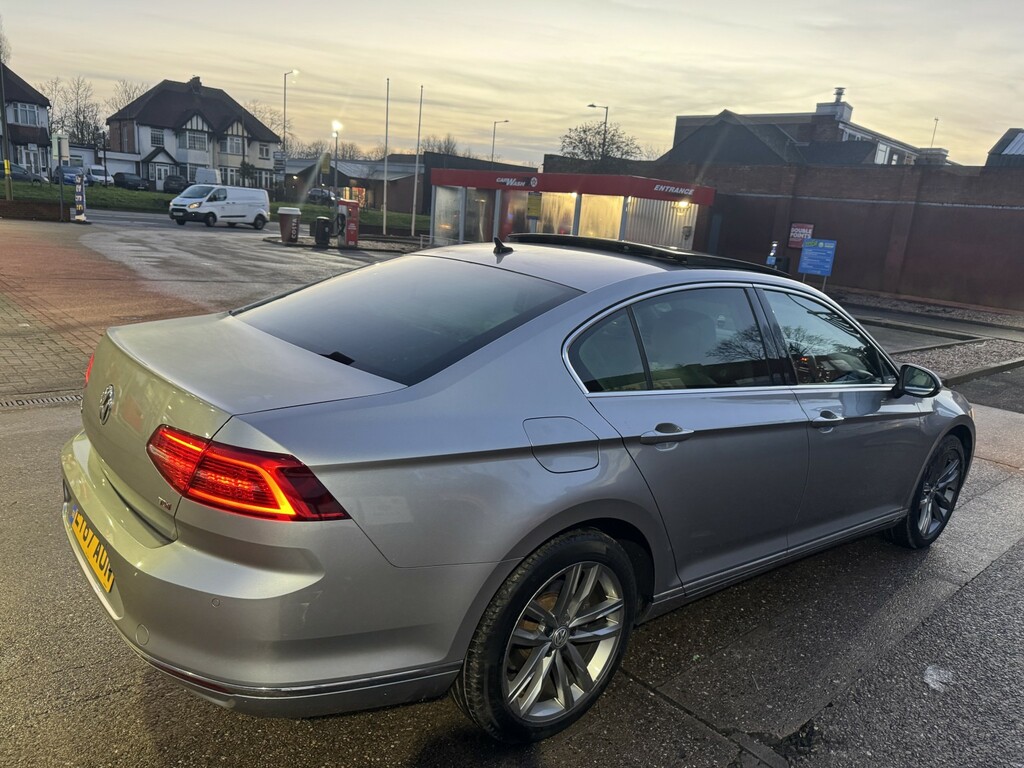 Volkswagen Passat 1.6 Tdi Gt 2017 EY67AON Silver #6