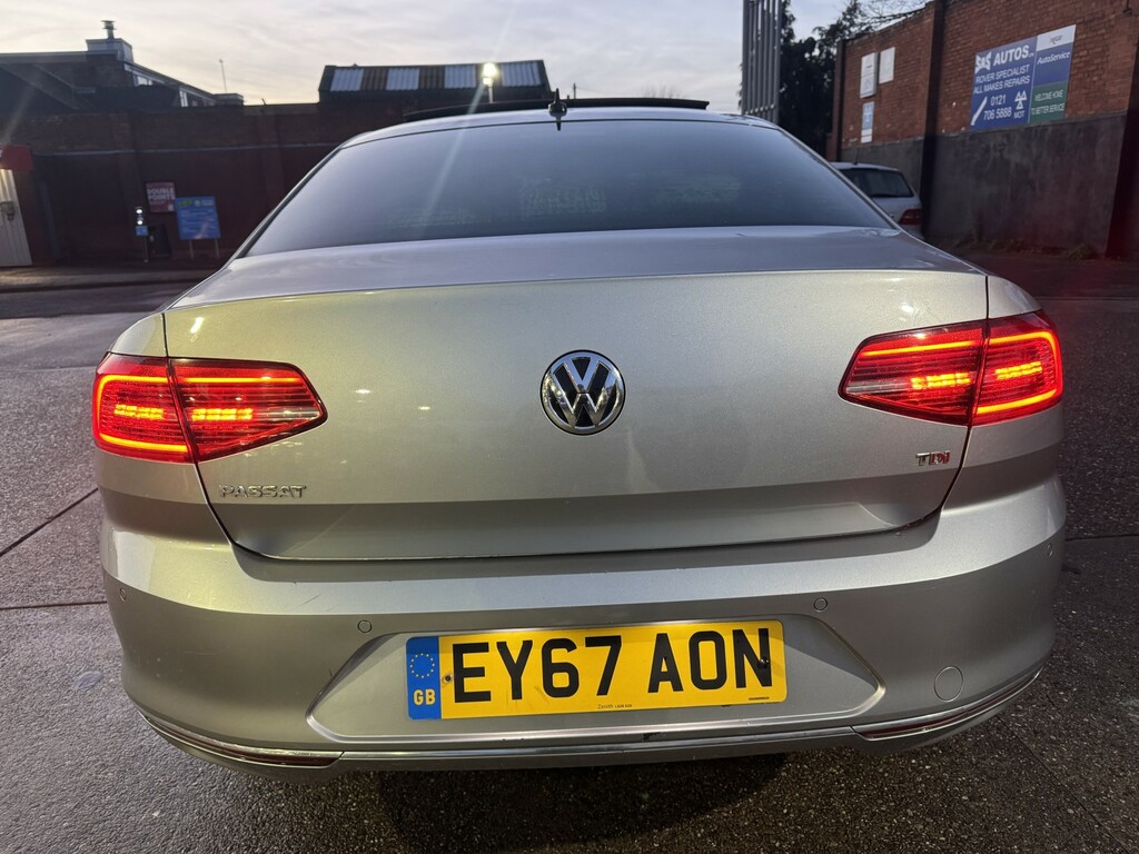 Volkswagen Passat 1.6 Tdi Gt 2017 EY67AON Silver #5