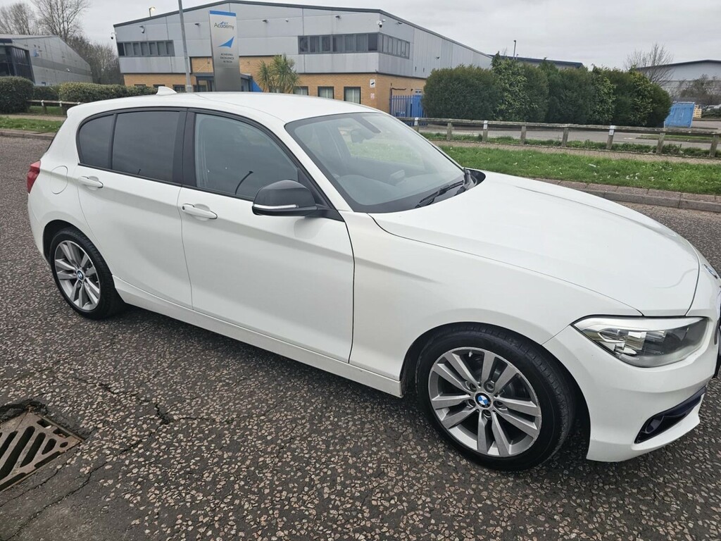 BMW 1 Series 1.5 118I Sport 5-Door 2018 YK18MZE White #6