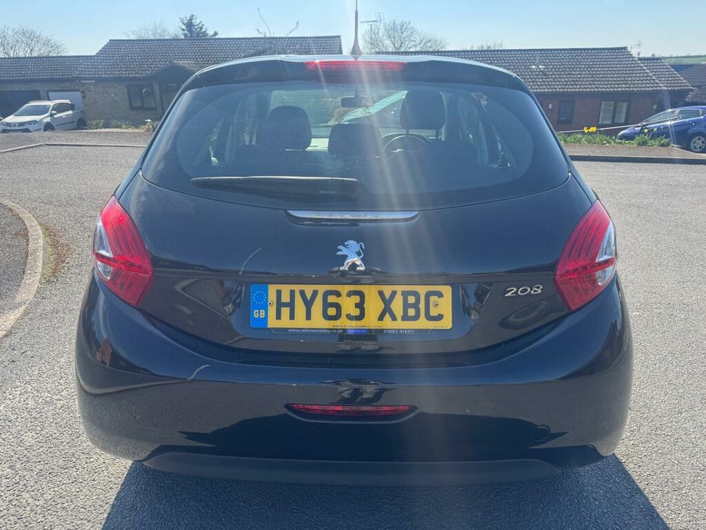Peugeot 208 1.2 Vti Access 2013 HY63XBC Black #4