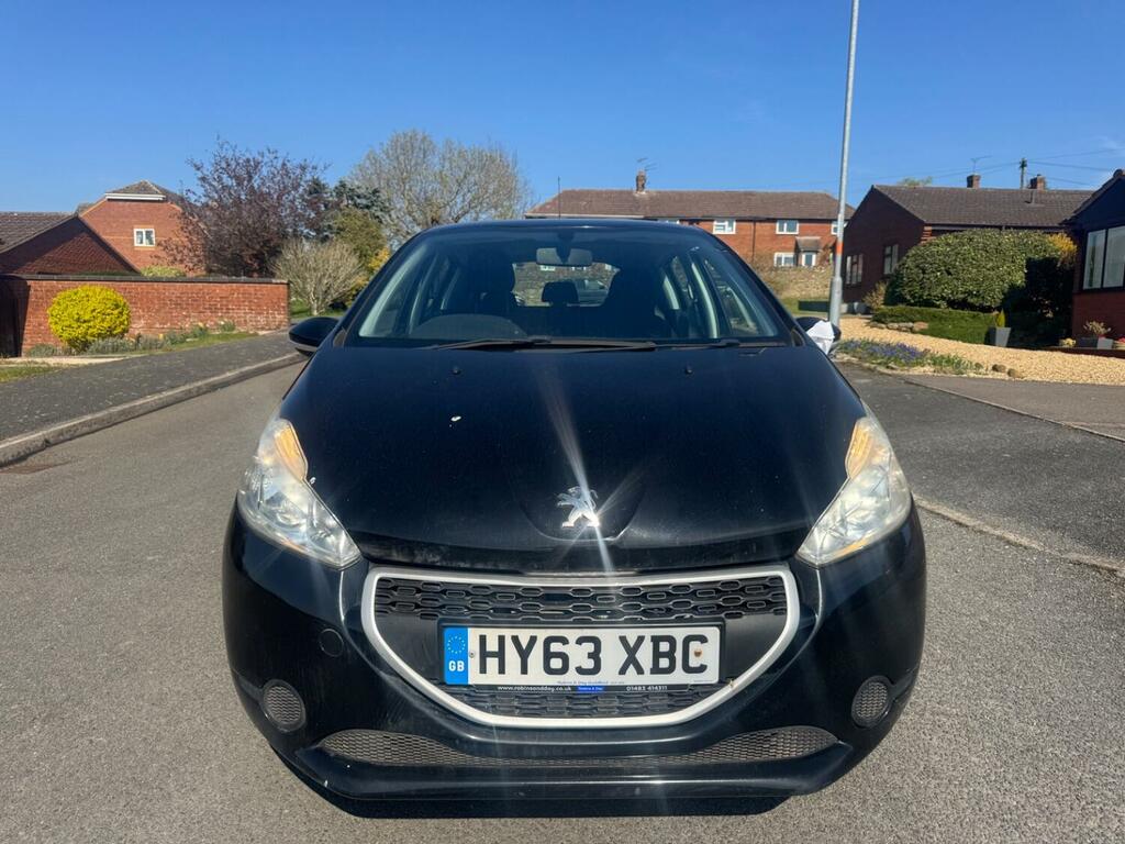 Peugeot 208 1.2 Vti Access 2013 Black