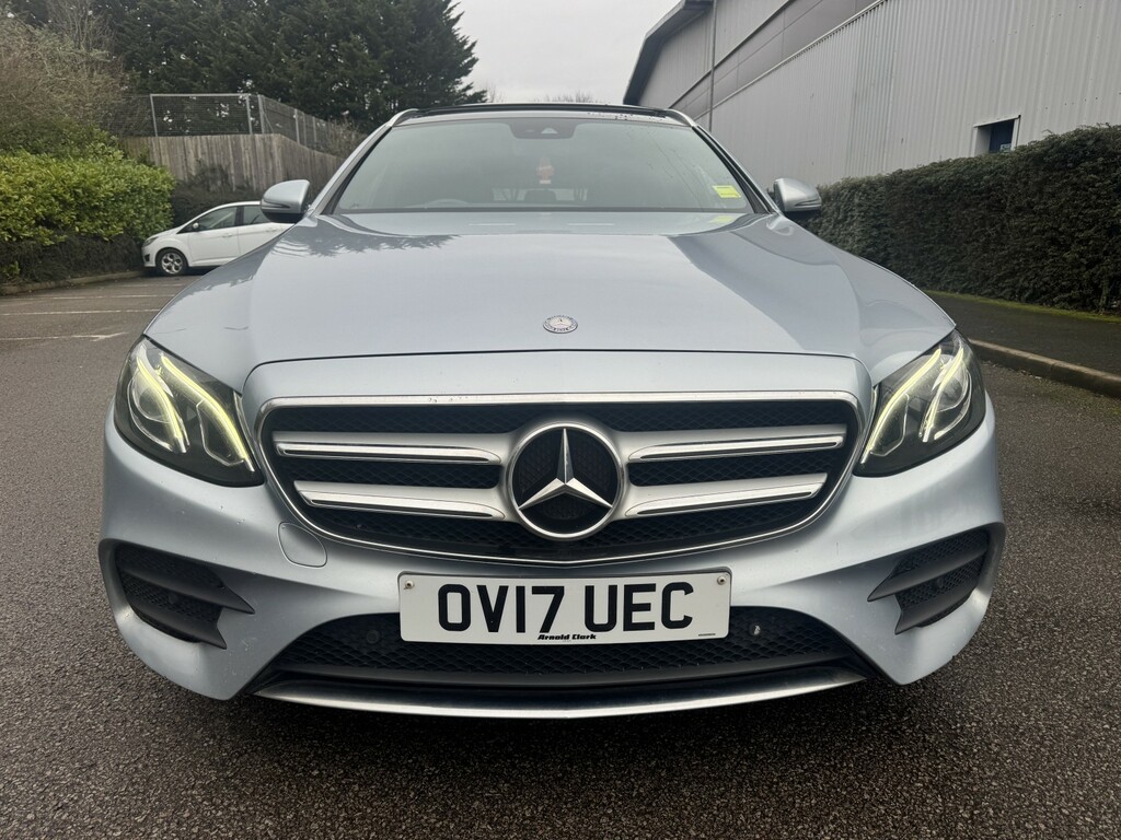 Mercedes-Benz E Class 2.0 E220d Amg Line 2017 OV17UEC Silver