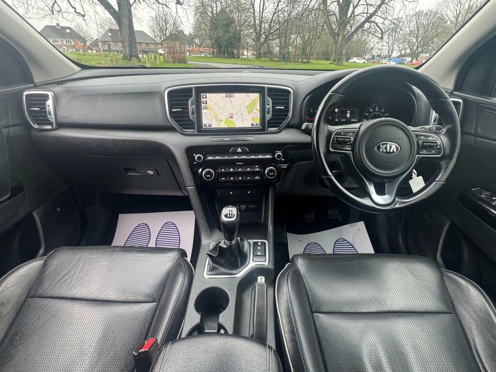 Kia Sportage 1.7 Crdi 3 Euro 6 Ss MK66VJC White #2