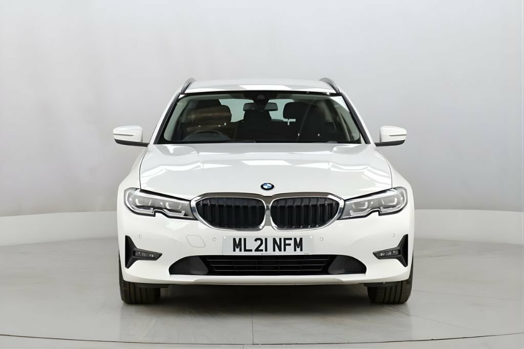 BMW 3 Series 2L Se ML21NFM White #2