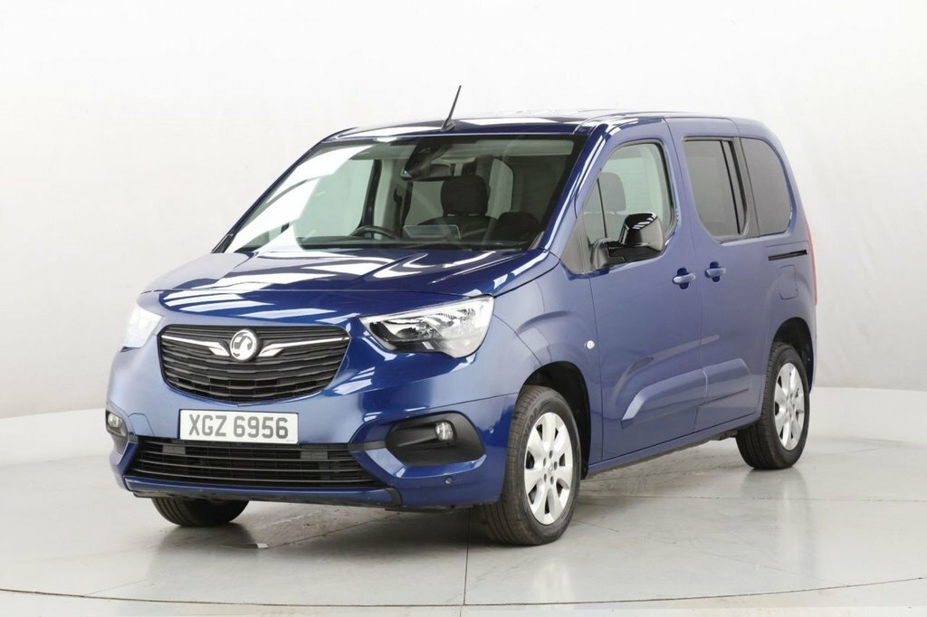 Vauxhall Combo Life 1.5L Se XGZ6956 Blue #3