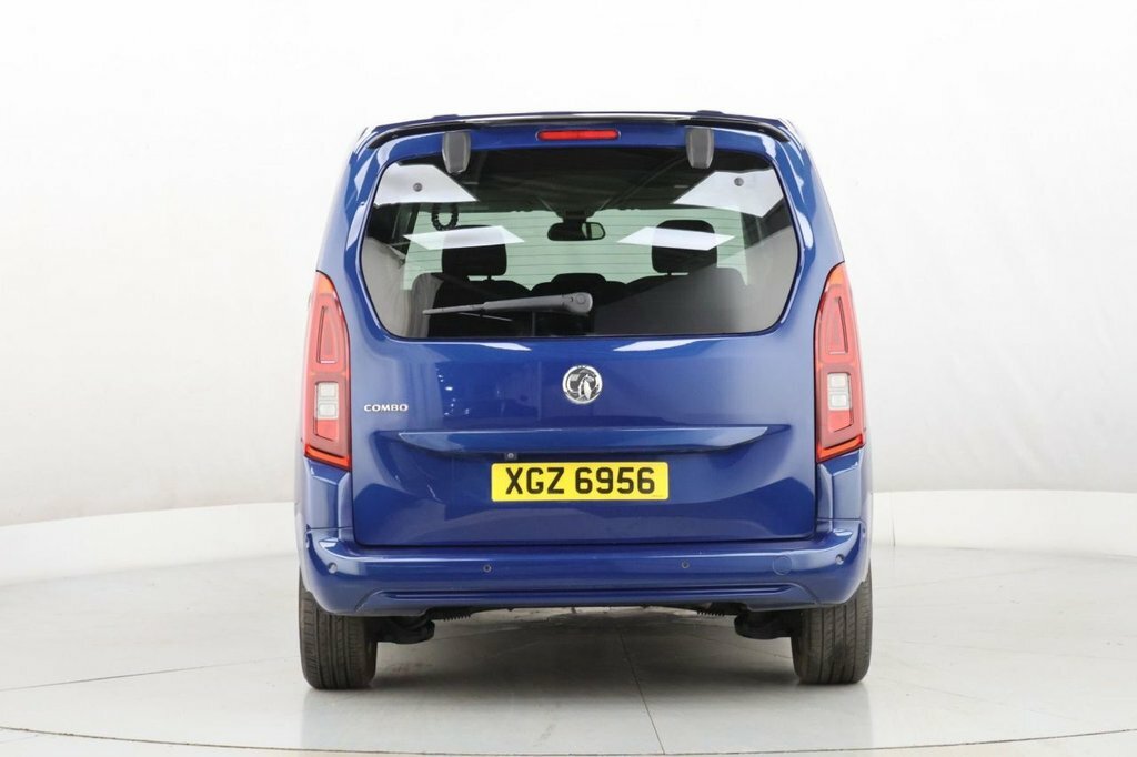 Vauxhall Combo Life 1.5L Se XGZ6956 Blue #6