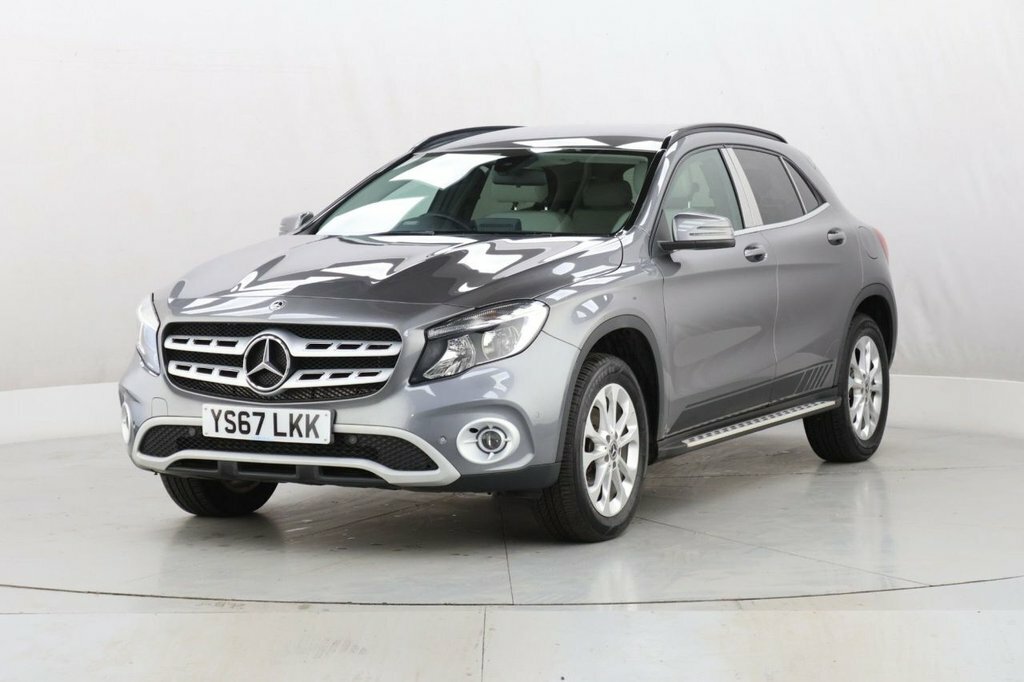 Mercedes-Benz GLA Class 1.6L Se Grey #6