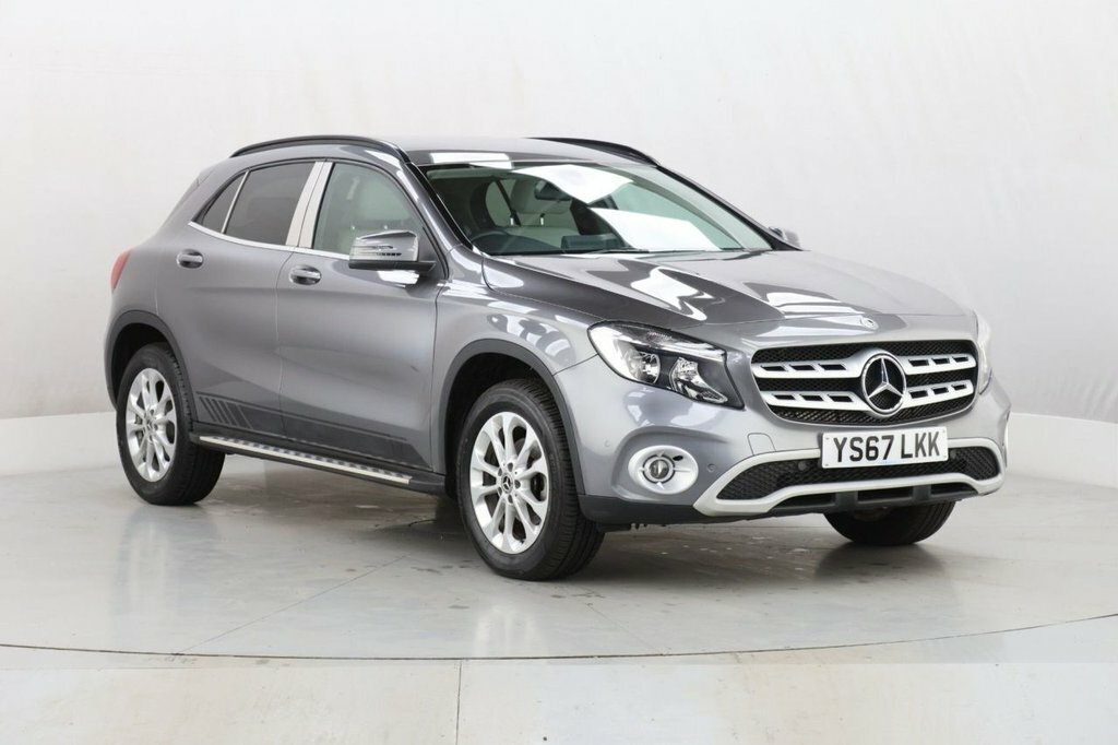Mercedes-Benz GLA Class 1.6L Se Grey #4