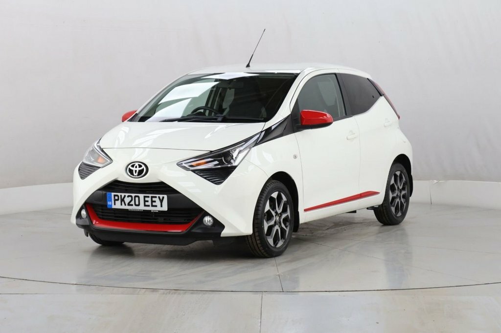 Toyota Aygo 1L X-trend White #4