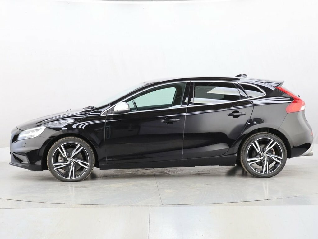 Volvo V40 1.5L R-design Edition Black #4