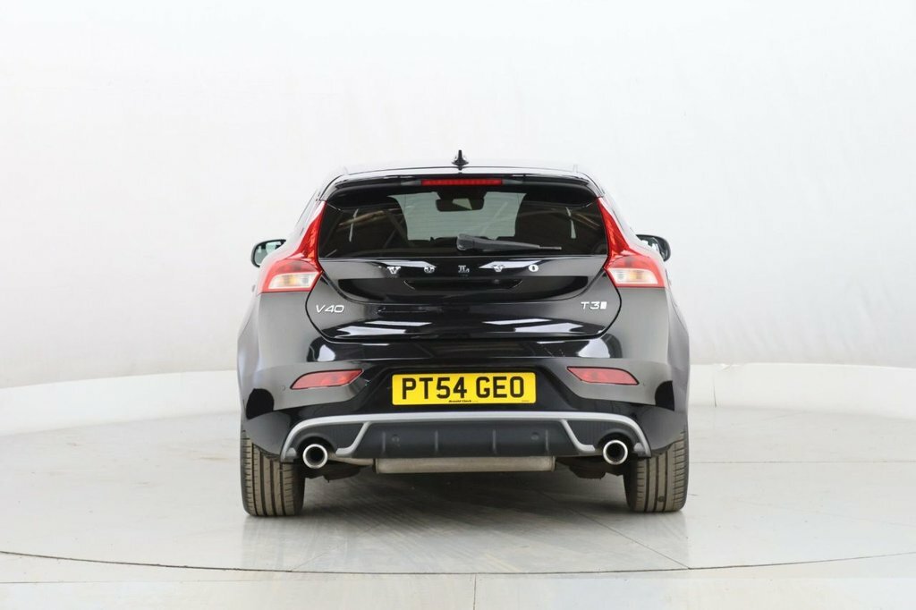 Volvo V40 1.5L R-design Edition Black #6